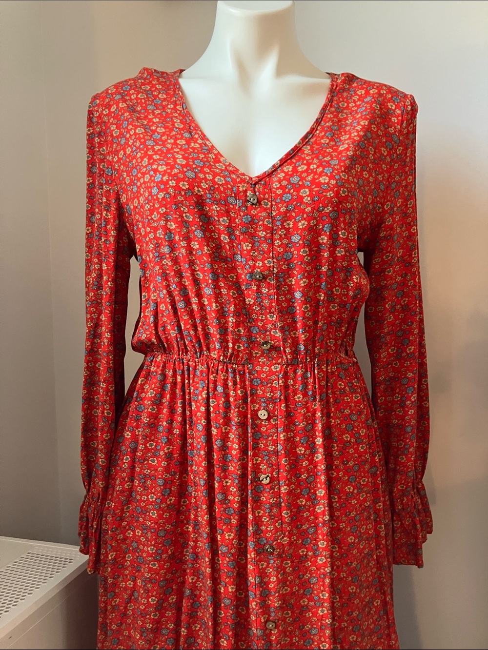 Floral Button-Front Red Long-Sleeve Midi Dress
